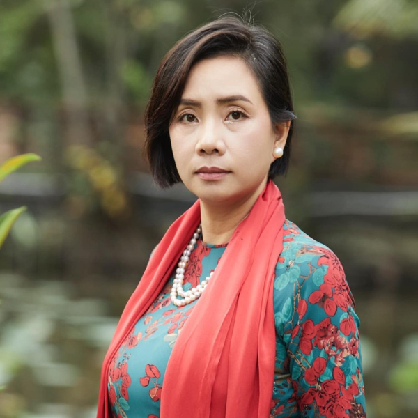 Đội ngũ
